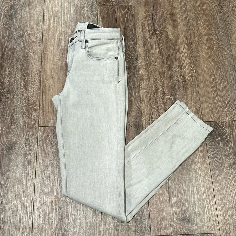 Vince Riley Skinny Jeans size: 24